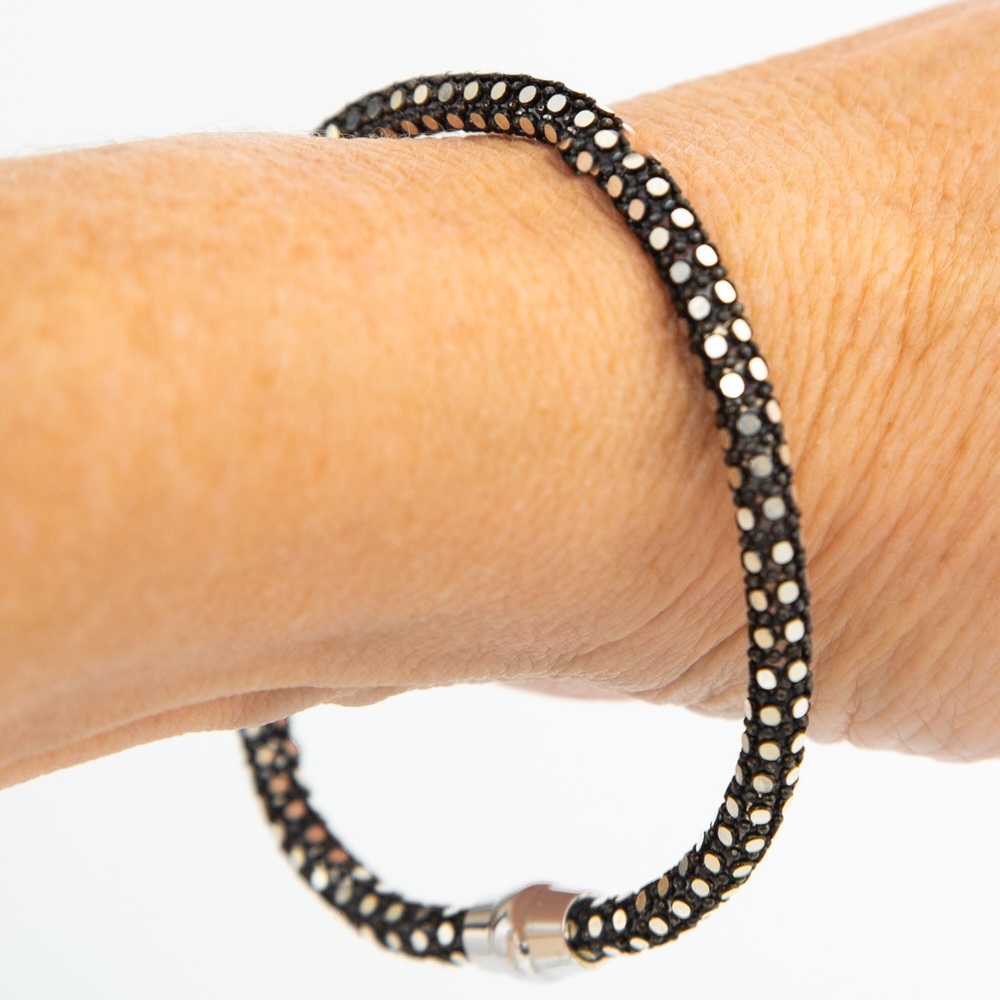 Vicenza Silver contemporary mirror cut wrapped chain bracelet sterling silver